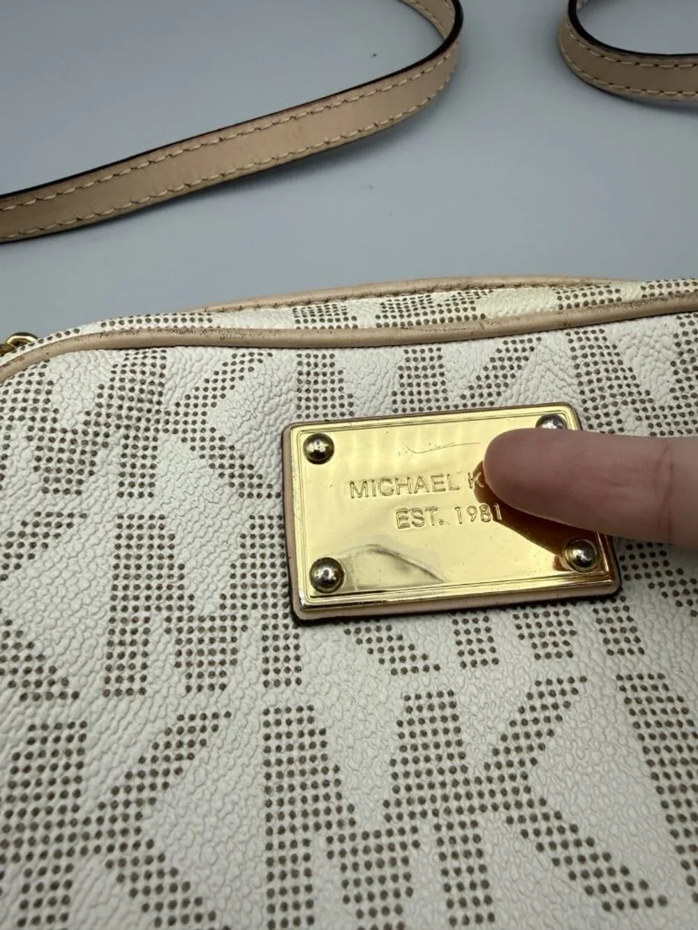 Michael Kors Women Beige Jet Set Travel MK Coated Canvas Zip Crossbody Bag Small